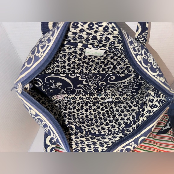 Vera Bradley Shoulder Tote Twirly Birds - Picture 5 of 8